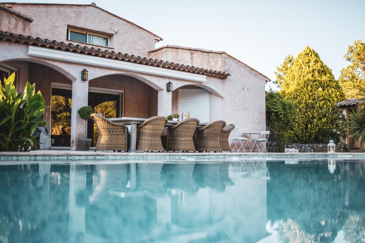 Maison De Vacances Villa Cardabella Le Tignet Exterior foto