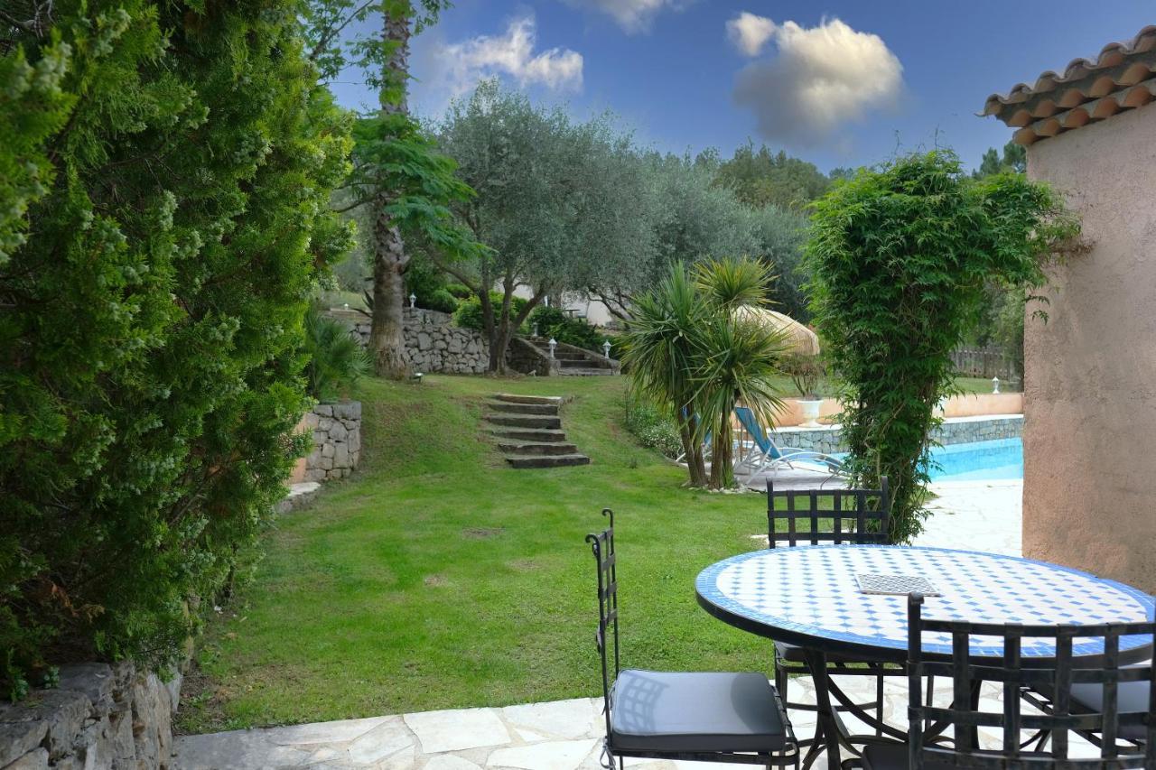 Maison De Vacances Villa Cardabella Le Tignet Exterior foto